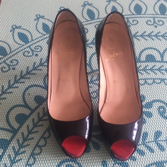 Size 35 1/2 (US 5.5) Christian Louboutins - Picture 3 of 4